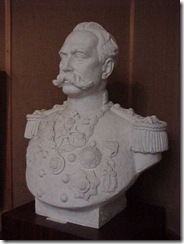 GeneralMachado
