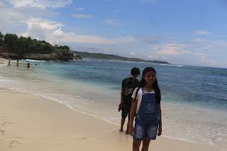 Ni Kadek Paranita Della Cahyani - Pantai Dream Beach