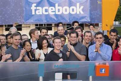 Tindakan Zuckerberg Setelah Sahamnya Anjlok 50% [ www.BlogApaAja.com ]