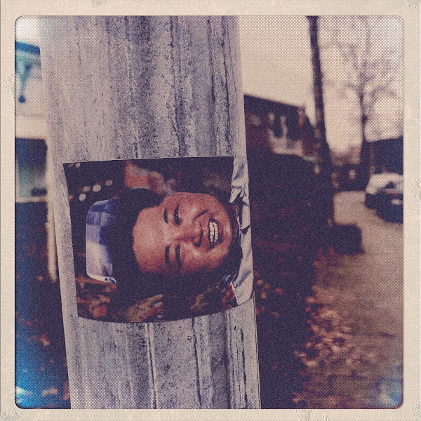 Kim Jong-un-sticker, Zevenaar