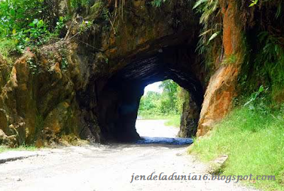 [http://FindWisata.blogspot.com] Batu Lubang, Goa Yang Sangat Fenomenal Di Sumatera Utara