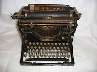 Manual Underwood Typewriter