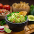 Guacamole, o alegere sanatoasa.  Invata sa il prepari!