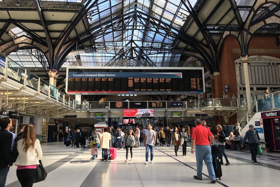 リバプール・ストリート駅 （Liverpool Street station）