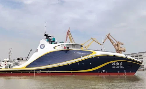 China Launches “Zhu Hai Yun” – Large Tonnage Unmanned Ship That Can Release Drones