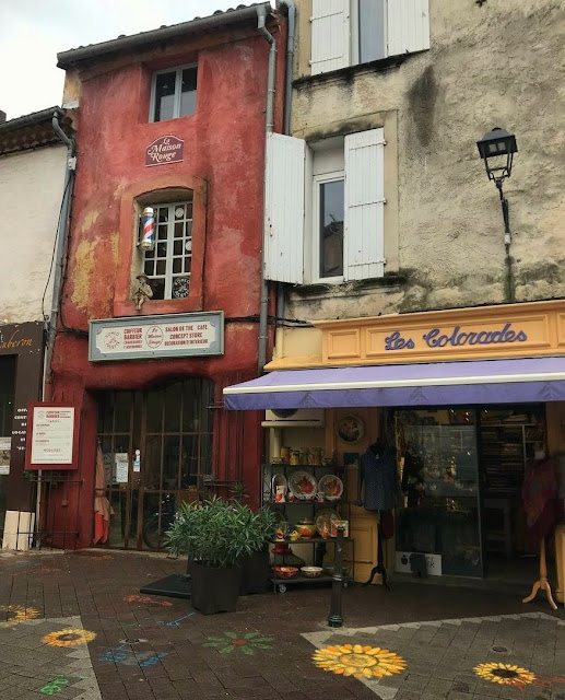 Кафе в Иль-сюр-ла-Сорг, Франция (Cafe in Ile-sur-la-Sorgue)