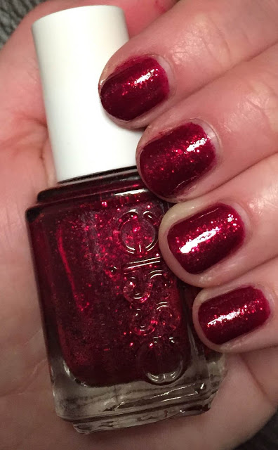 My 2015 in Nails, nail polish roundup, nail polish, nail lacquer, nail varnish, manicure, #ManiMonday, Essie Leading Lady