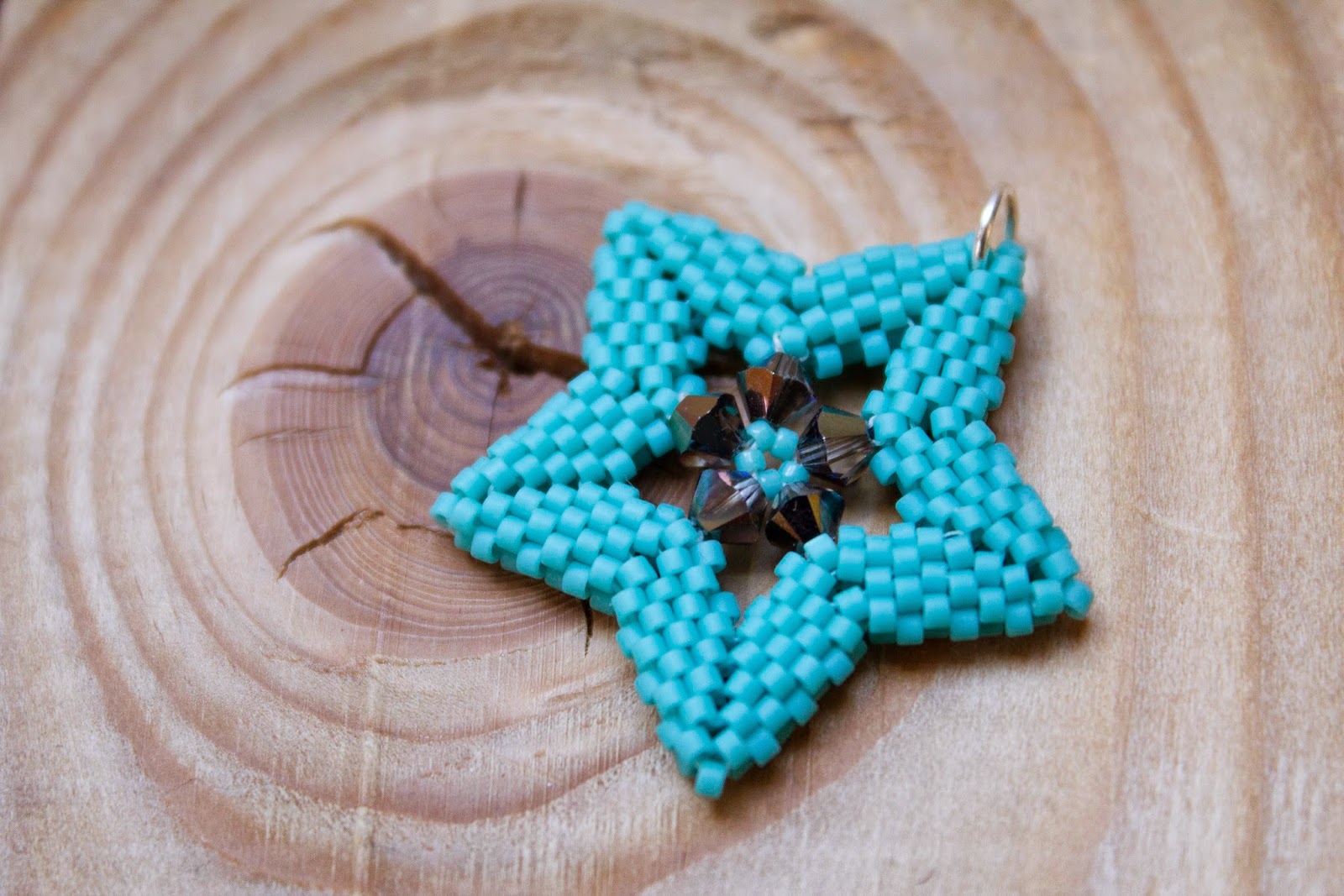 Anna Mosztok bead jewelry: Kék csillag medál / Blue star 