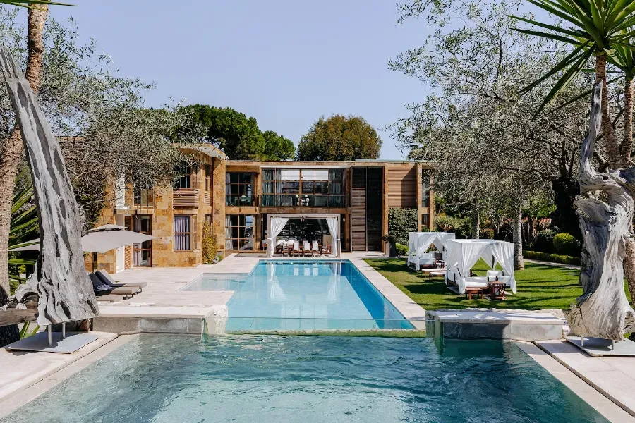 Expansion with an Iconic Brand: Grand Metropolitan Hotels Acquires Voile d’Or Luxury Hotel Collection