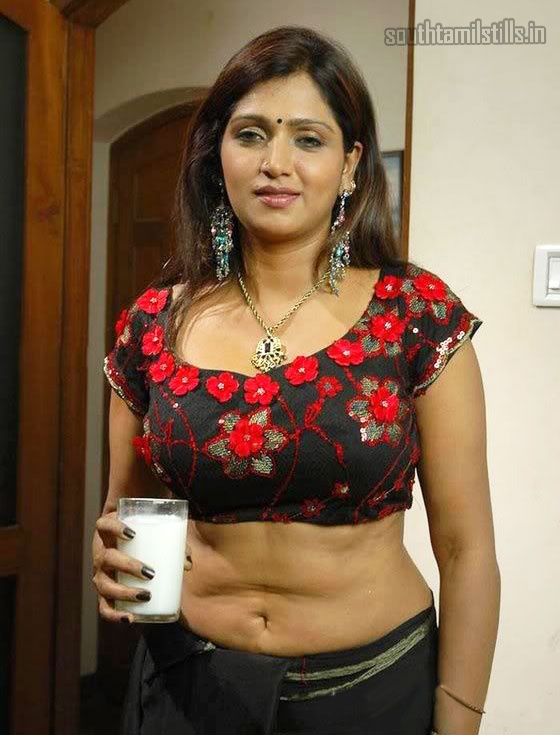 very hot images of actress. 14/09 very hot actress Bhuwaneshwari,