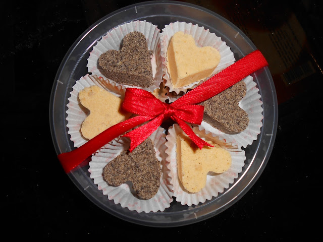 polvoron hearts