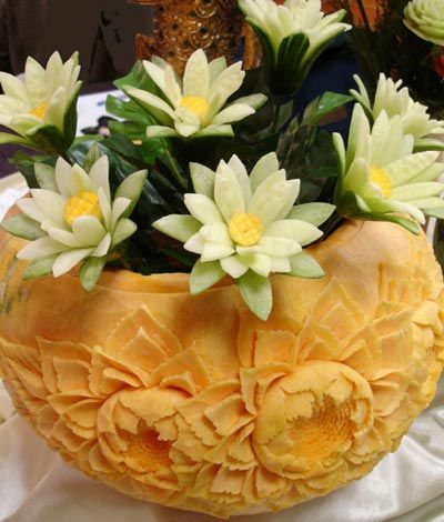 [fruit-vegetable-art-06.jpg]