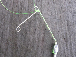 attach a lifeline to the bottom of the head