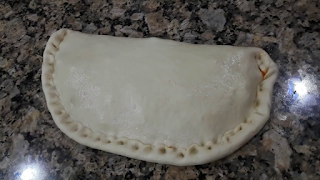 بيتزا🍕 calzone كالزون الايطالية من اروع ما يكون✔ 