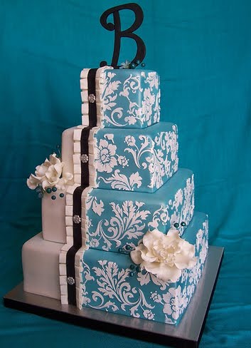 blue and white winter wedding cake