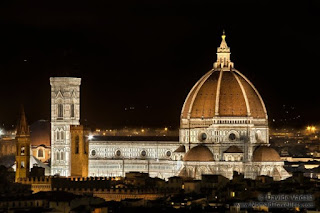 Vista nocturna de la Catedral de Florencia - Autor ©Davide Vadalà - (www.nomadtravellers.com)