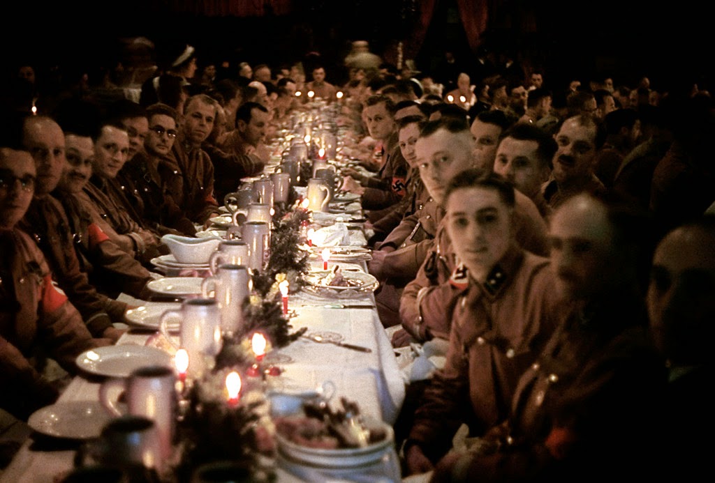 Ultimate Collection Of Rare Historical Photos. A Big Piece Of History (200 Pictures) - Hitler's Christmas party
