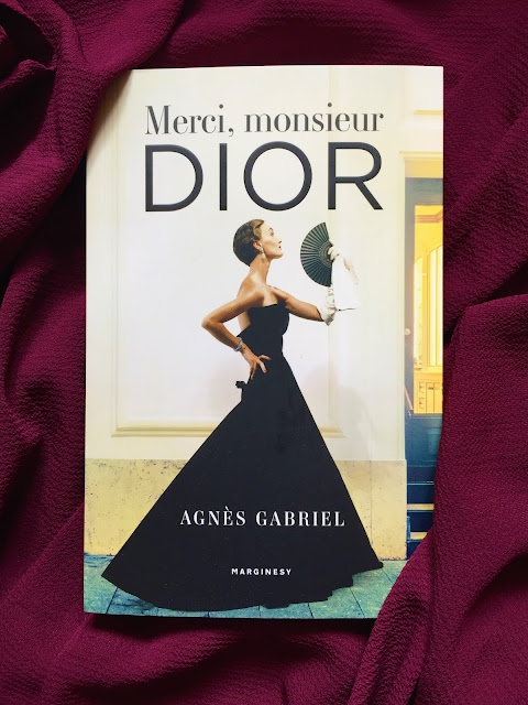 Recenzje #253 - "Merci, monsieur Dior" - okładka książki - Francuski przy kawie