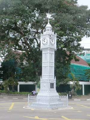 torre reloj victoria