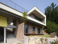 Desain Rumah Di Lereng Bukit