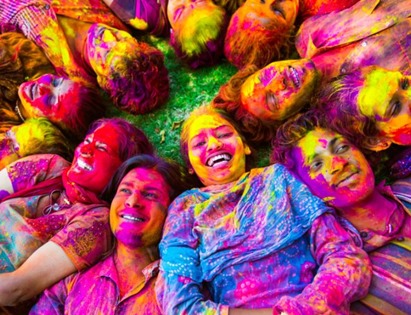 holi_650x488_61458626050
