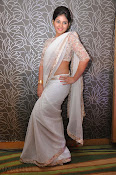 Anjali Glamorous Photos in saree-thumbnail-3