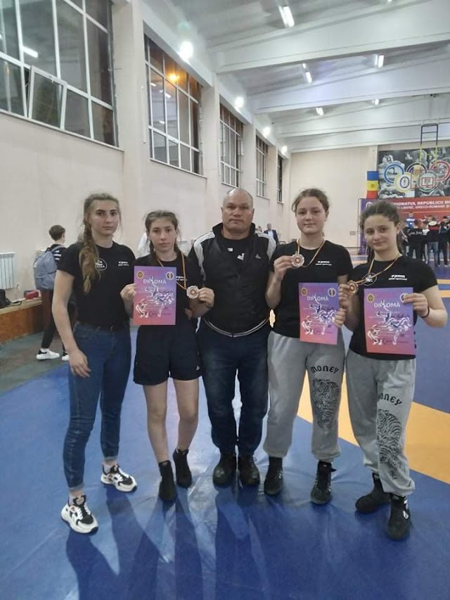 Sportivii din Leova la Campionatul Republicii Moldova la lupte libere