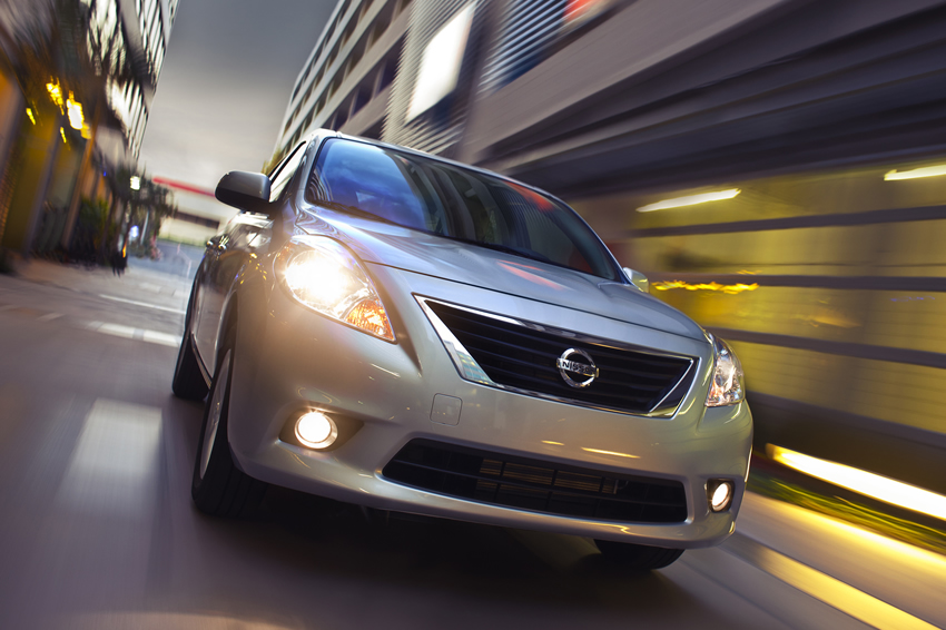 2012 Nissan versa sedan review