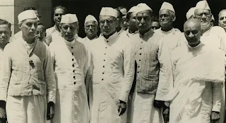 The Formation of India's First Government