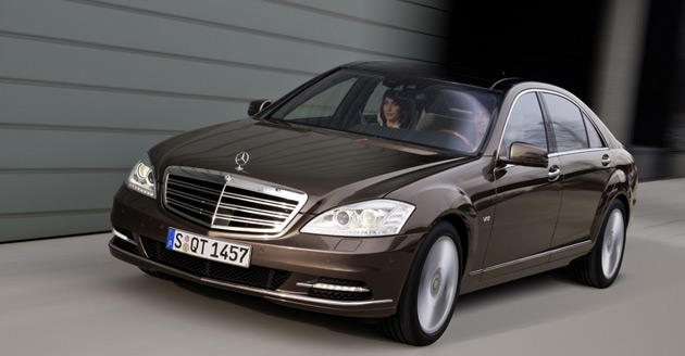 mercedes s class. The 2010 Mercedes-Benz S-Class