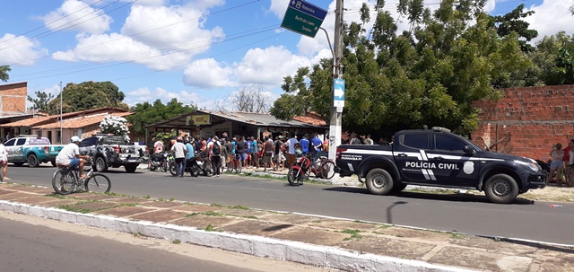 Homem é executado a tiros enquanto trabalhava em bar no bairro Santa Luzia