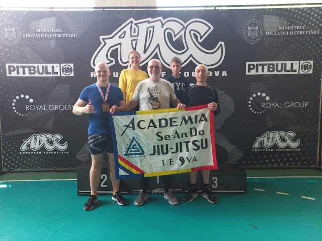 Aur pentru Cristian Oglindă la Campionatul Internațional de Grappling - ADCC