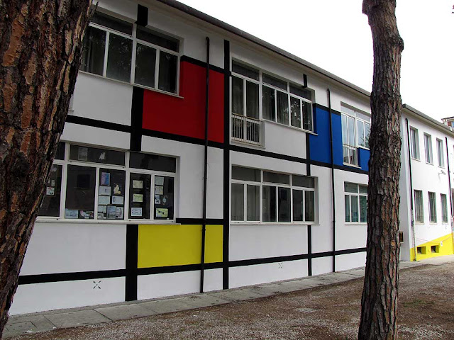 Piet Mondrian mural, Colombo Institute, Livorno