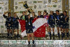 Escola Superior Madre Celeste Campeã da Taça Brasil Sub-15 de Futsal Feminino de 2009