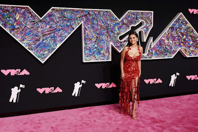 Selena Gomez big boobs cleavage best red carpet fashion dresses at MTV VMAs 2023 in New Jersey