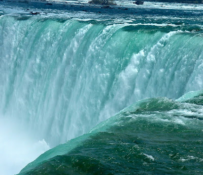 The-Niagara-Falls-Ontario-Canada-and-New-York-United-States-2