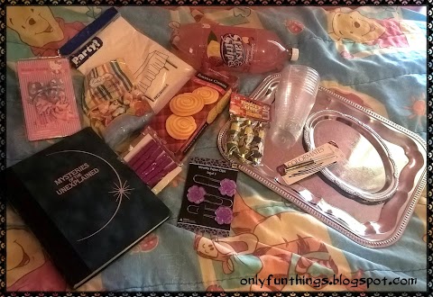 Thrifting and Dollar Tree Haul/Adventures