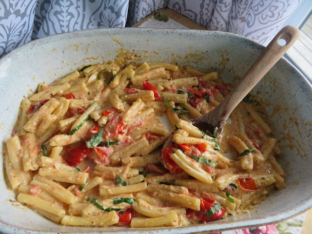 TikTok Baked Feta Pasta