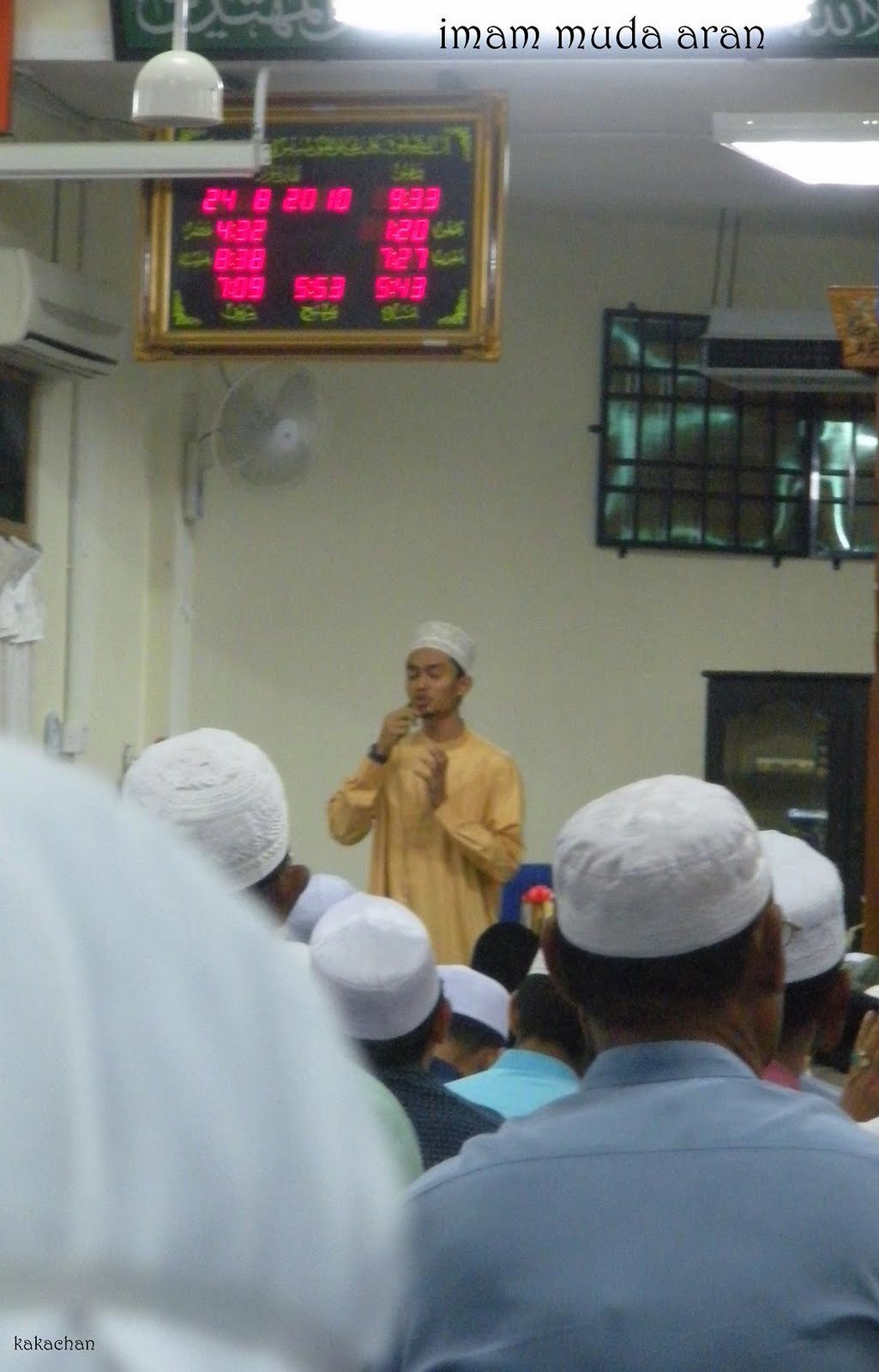 KakaChaN TerRitorY: imam muda datang gerik tau.