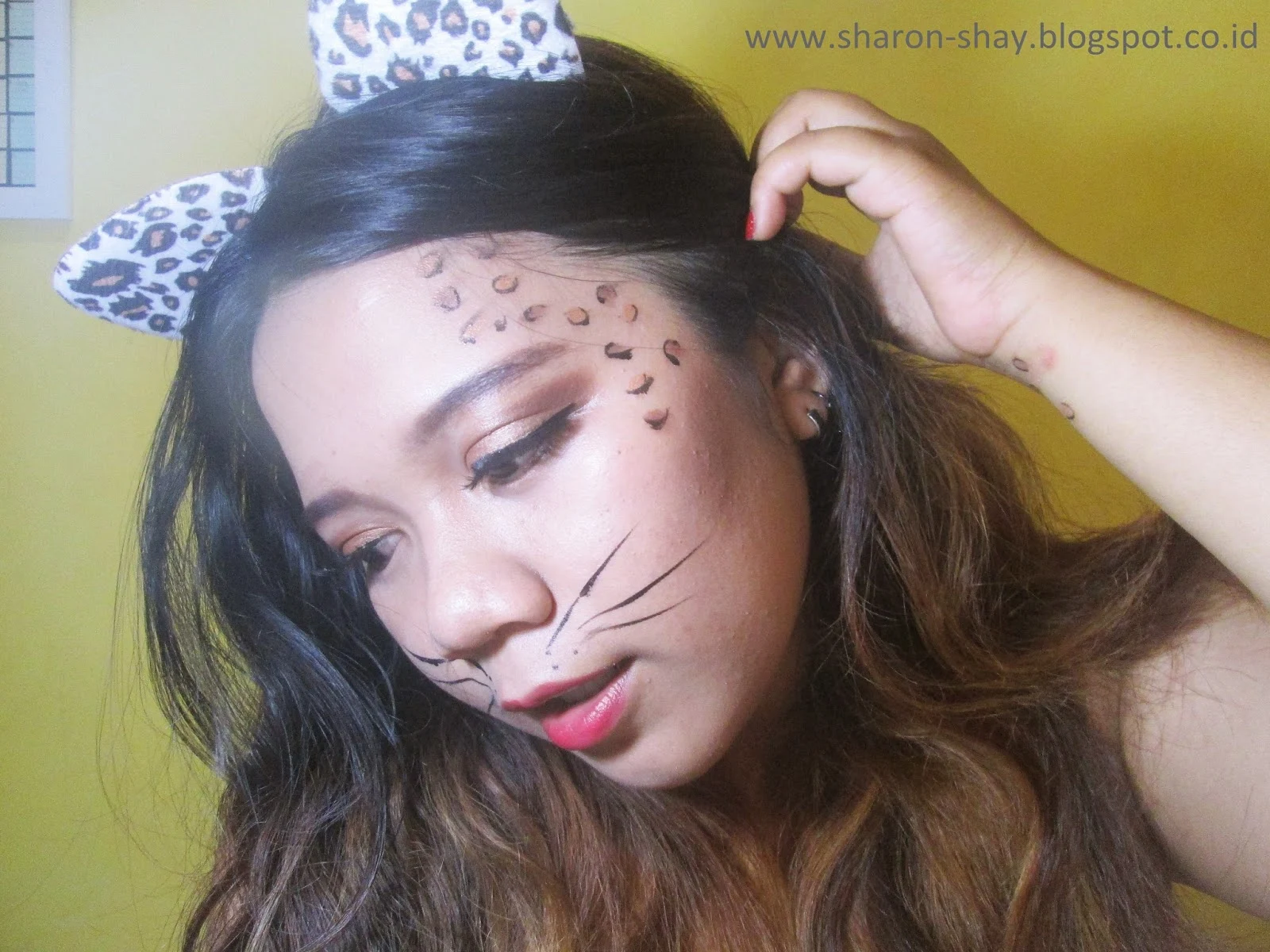 Sharon Shay Video Leopard Halloween Makeup Tutorial