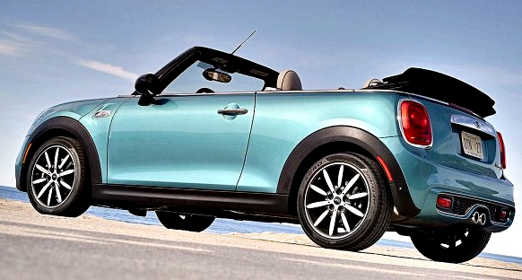 Mini Cabrio Cooper y Cooper S azul claro