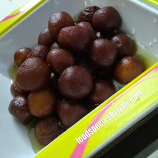 Homemade mawa gulab jamun