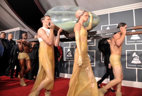 lady gaga eggshell grammy. Lady+gaga+eggshell+grammy