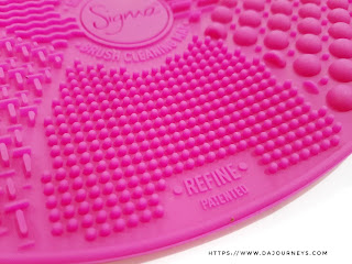 Review Sigma Spa® Brush Cleaning Mat