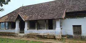 Pazhoor Padippura