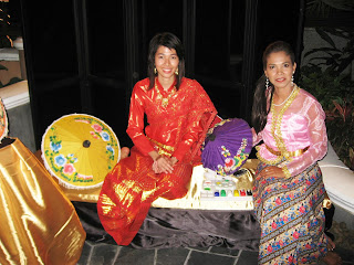 Crafts and Local Girls in Bangkok