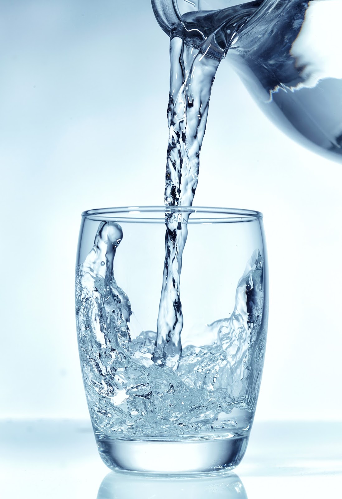  Minum  Air  Waktu Perut Kosong apa manfaatnya 
