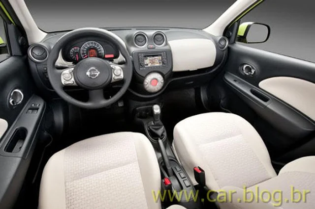 Nissan March 1.0 Flex 2012 - interior - painel