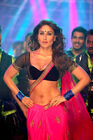 Kareena, Kapoor, sizzles, in, Halkat, Jawani