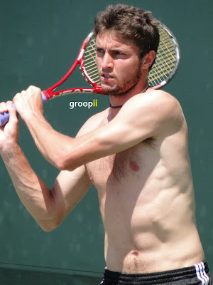 Gilles Simon was shirtless on the practice court at Miami Open in 2011